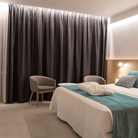 Hotel Petit Sagitario Adults Only