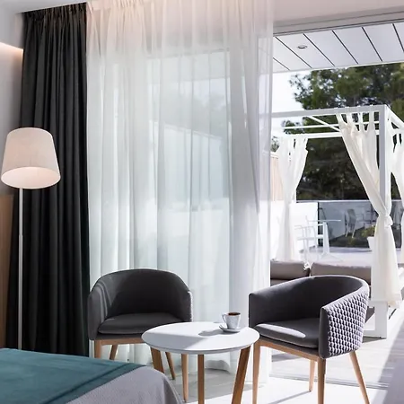 酒店 Petit Sagitario Adults Only Son Carrio (Menorca)