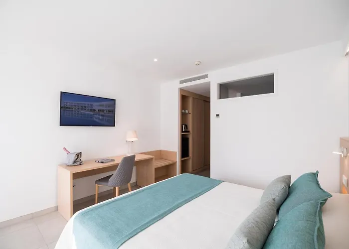 Hotel Petit Sagitario Adults Only 4*